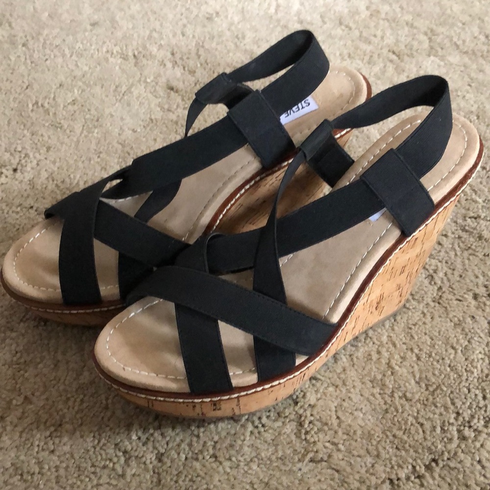 Black strappy wedges